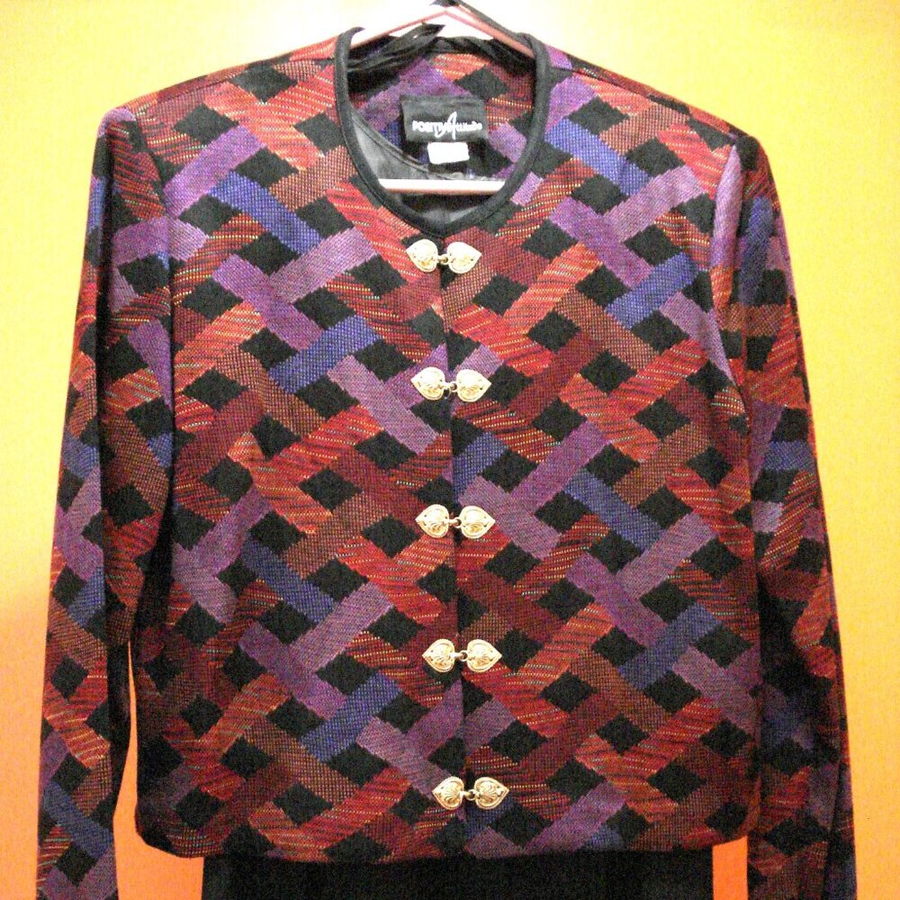 Elegant Wide-Leg Jumpsuit and Colorful Long Sleeve Jacket w/Abstract Design